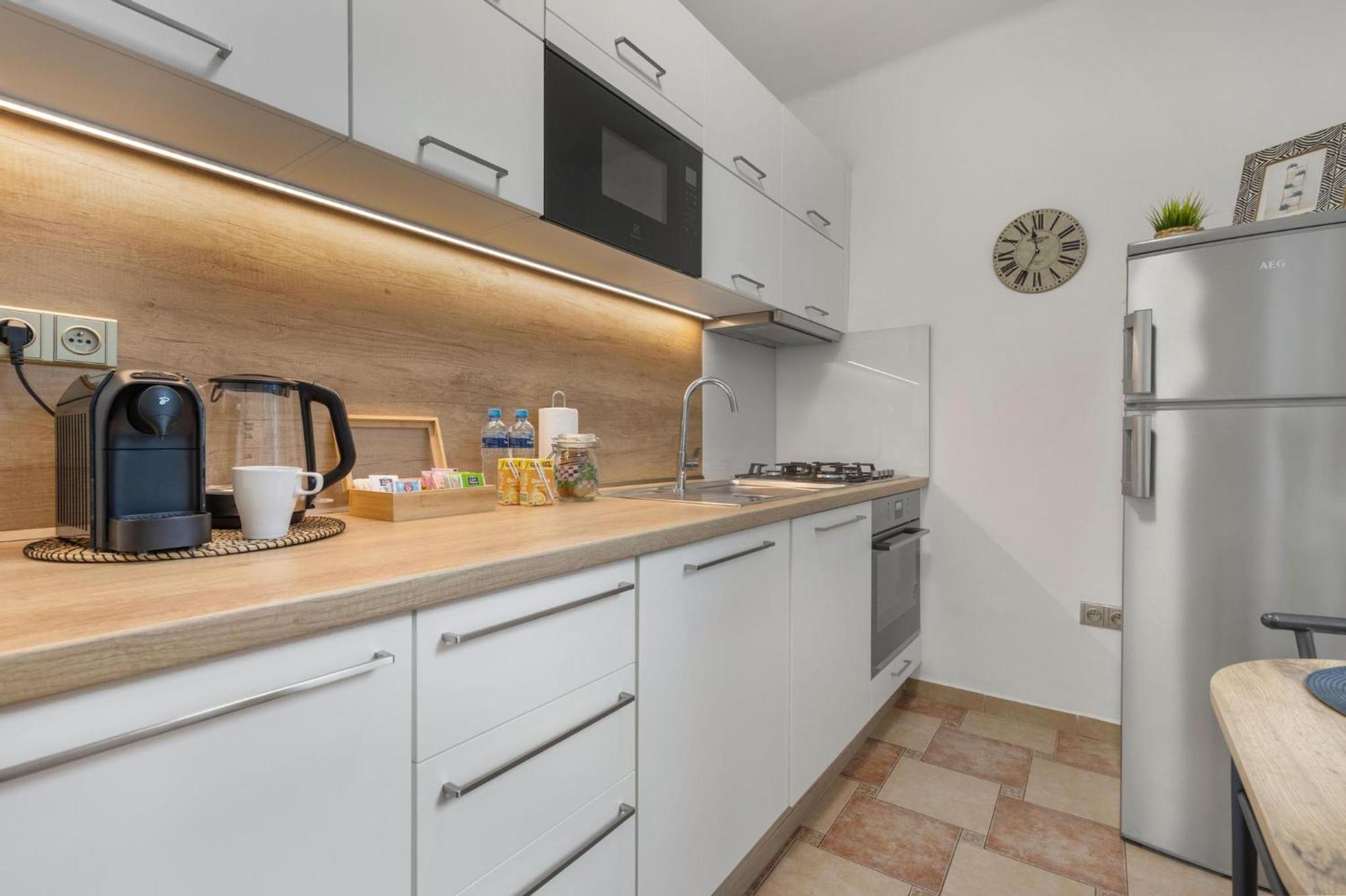 Klimatizovany Self Check-In Apartman Ruzinov Bratislava Luaran gambar